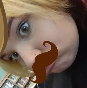 Meet your Posher, Abigail